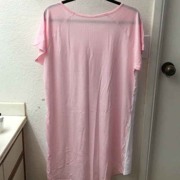 Avon Breast Cancer Heart of Flowers Sleepshirt - Picture 3 of 5